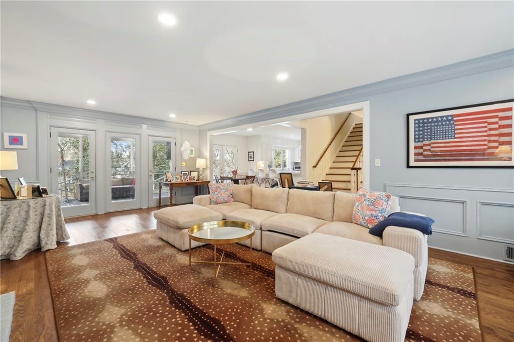 210 Marsh Glen Point
