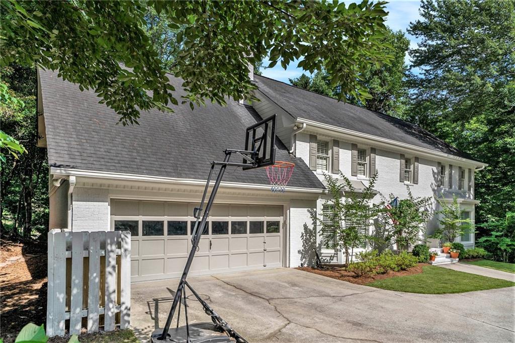 210 Marsh Glen Point