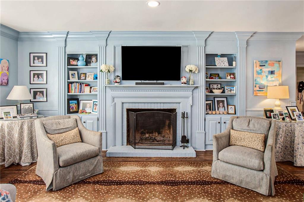 210 Marsh Glen Point