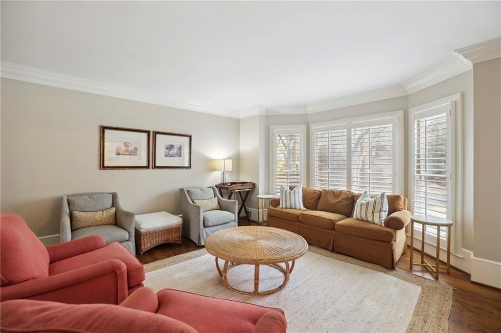 210 Marsh Glen Point