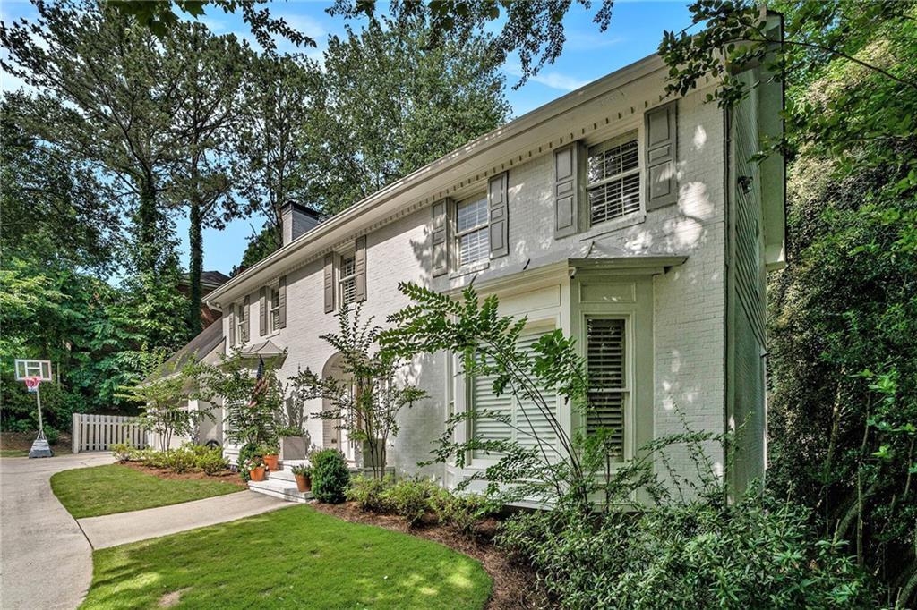 210 Marsh Glen Point