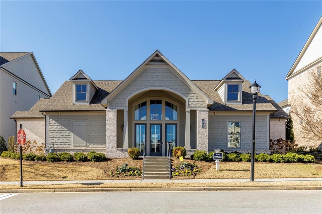 2448 Skyland Way NE