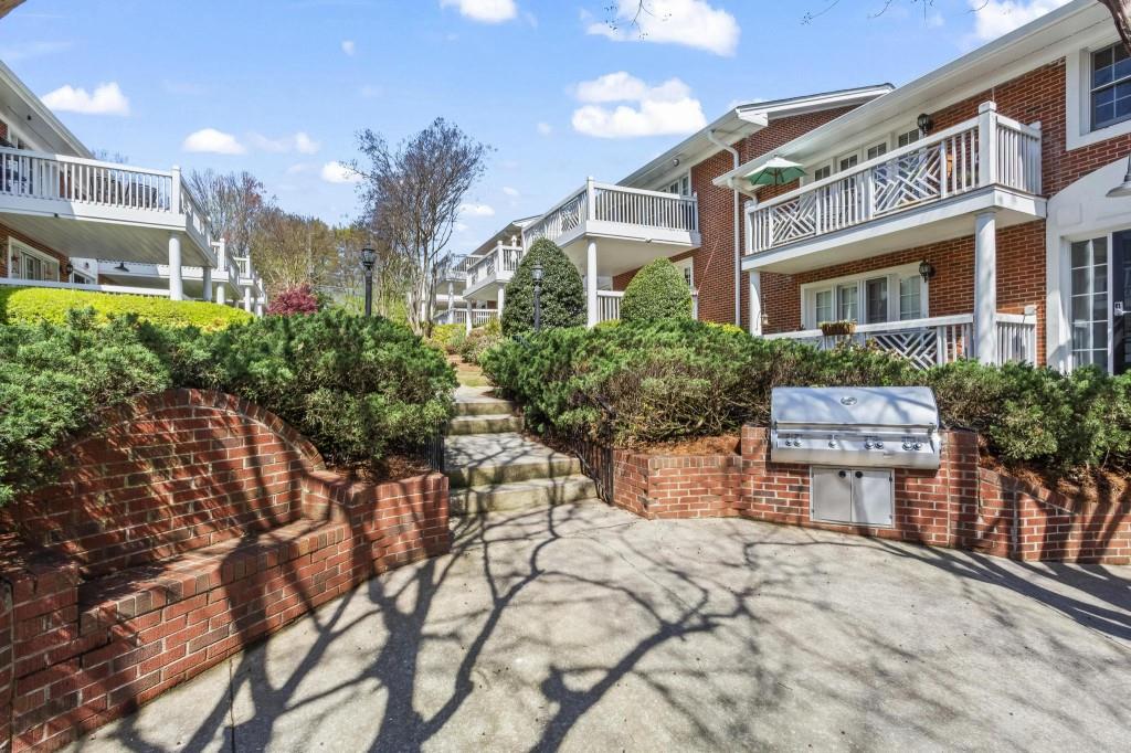 885 Briarcliff Road NE Unit 11