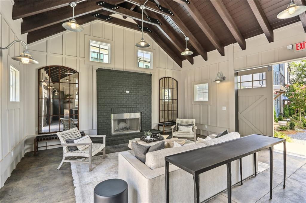 178 Chestnut Circle