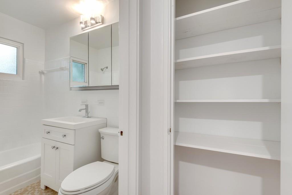 1042 Saint Charles Avenue NE Unit 8