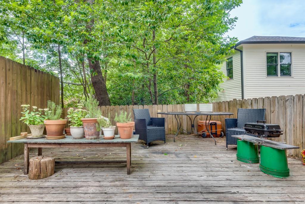 1042 Saint Charles Avenue NE Unit 8