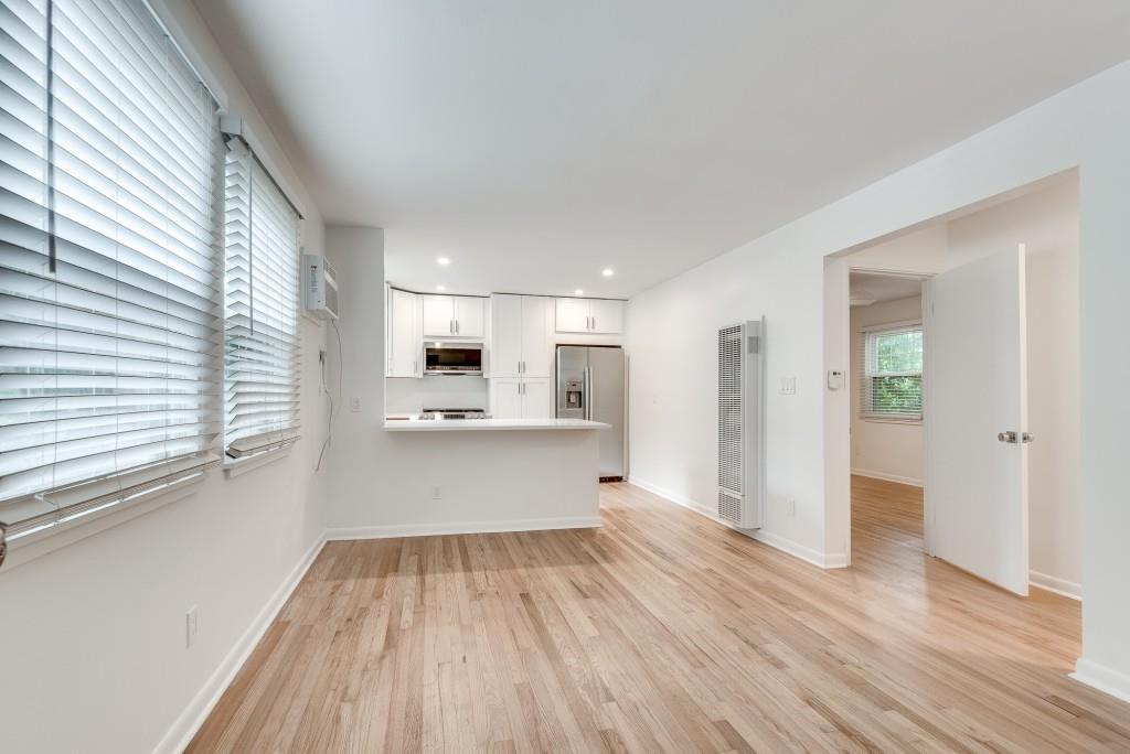 1042 Saint Charles Avenue NE Unit 8