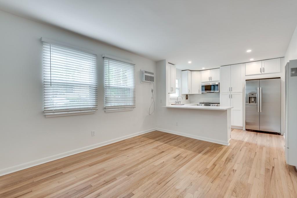 1042 Saint Charles Avenue NE Unit 8