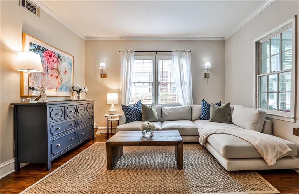 1120 Rosedale Drive NE Unit D1