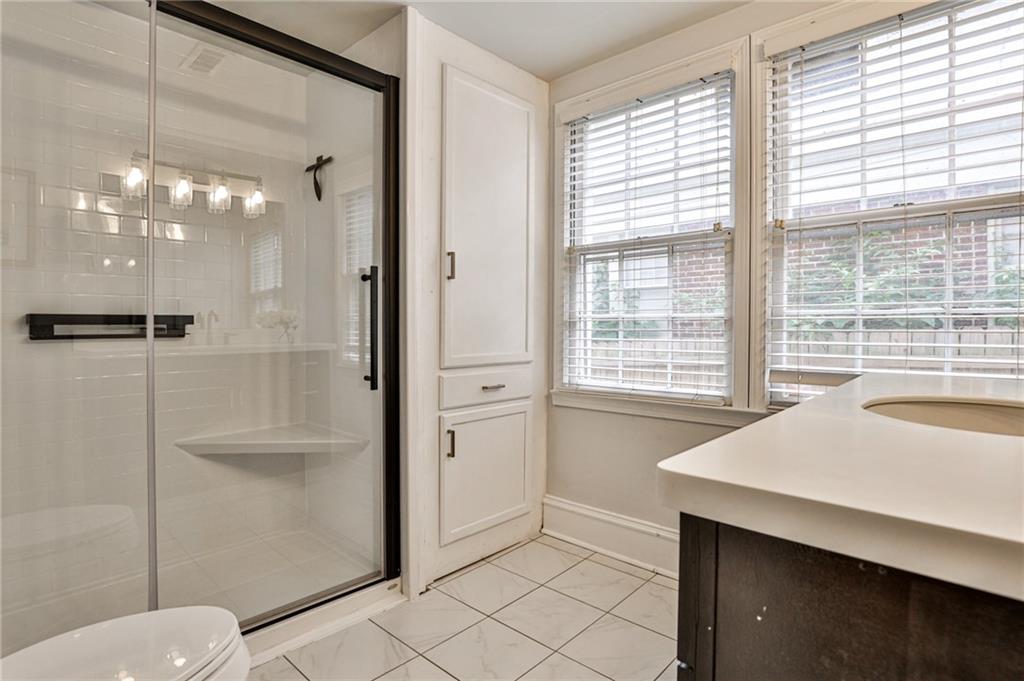 1120 Rosedale Drive NE Unit D1
