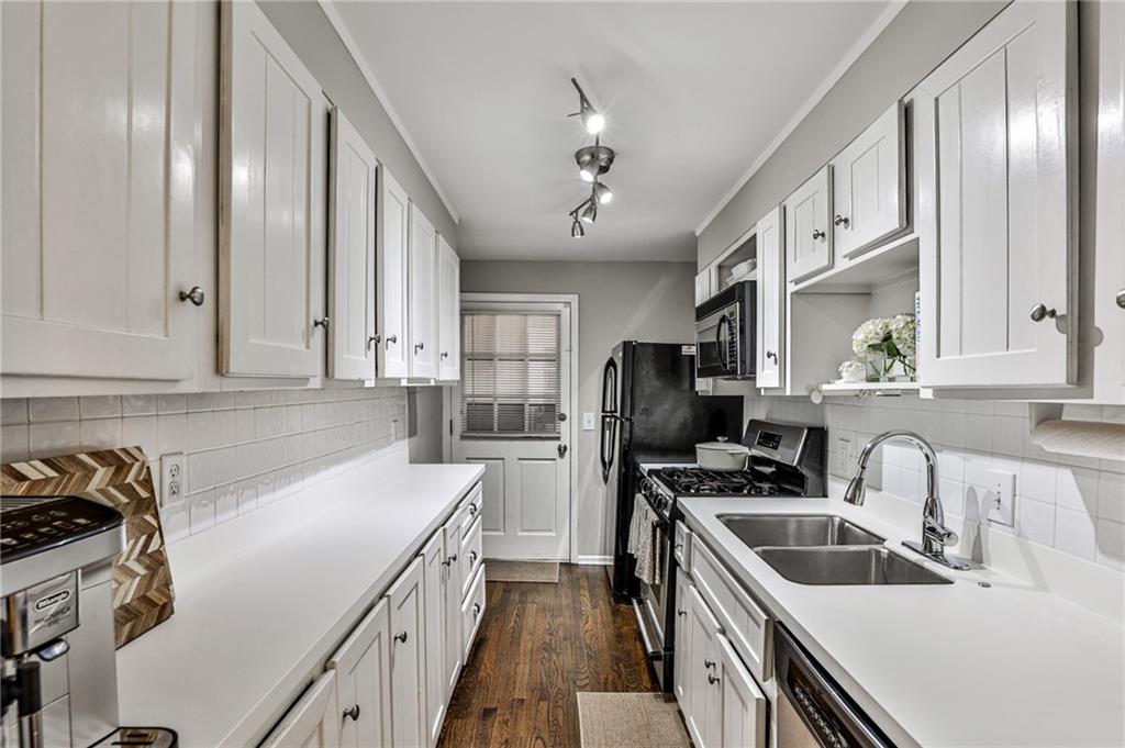1120 Rosedale Drive NE Unit D1