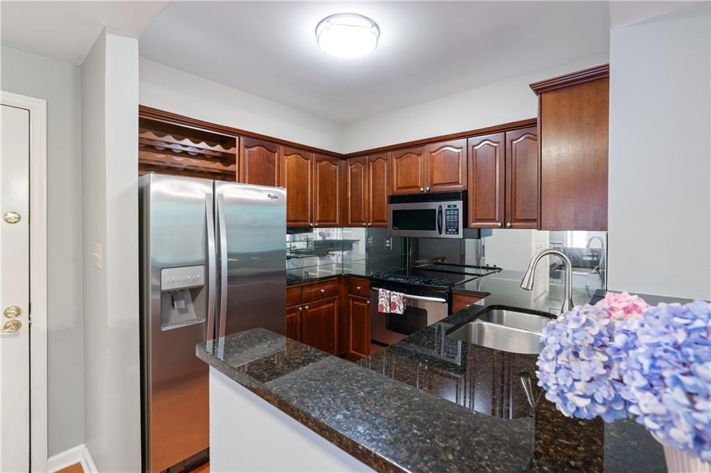2413 River Green Drive Unit 2413