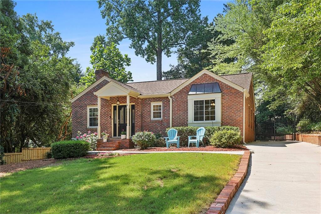 376 Garden Lane NW