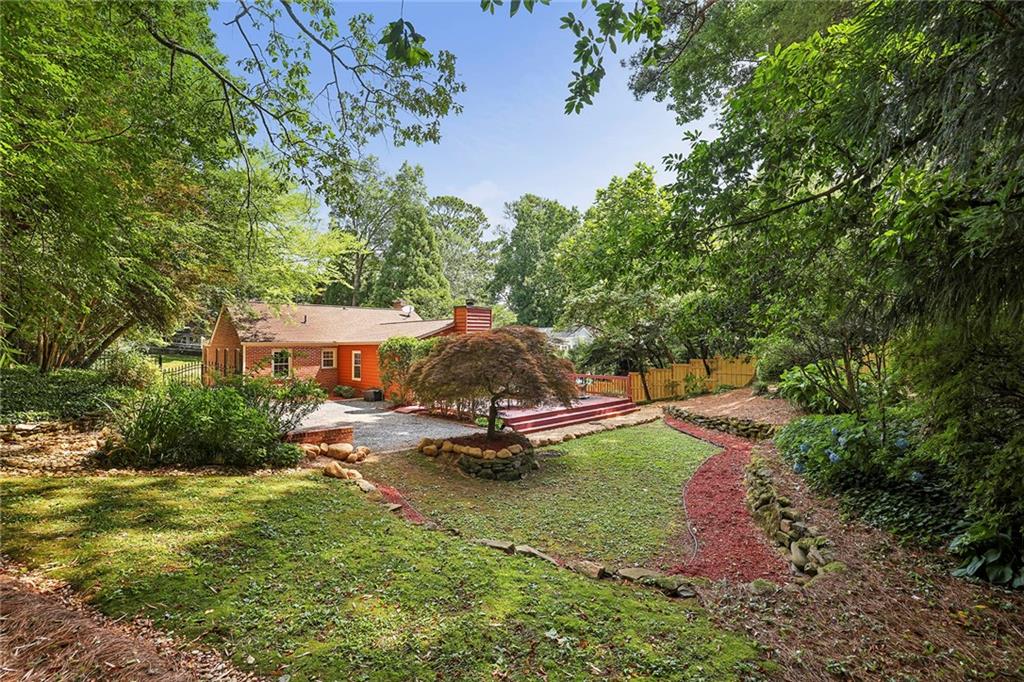 376 Garden Lane NW