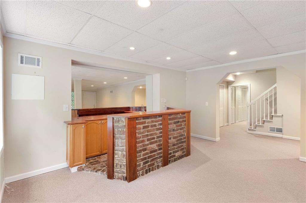 205 Abington Drive