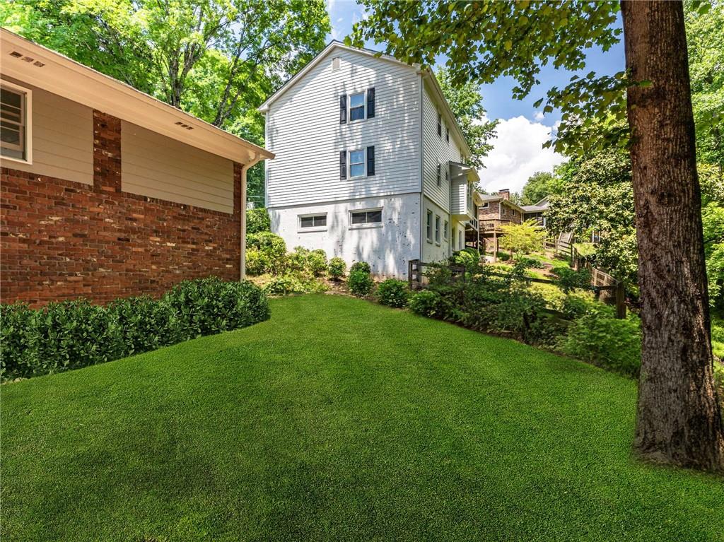 205 Abington Drive