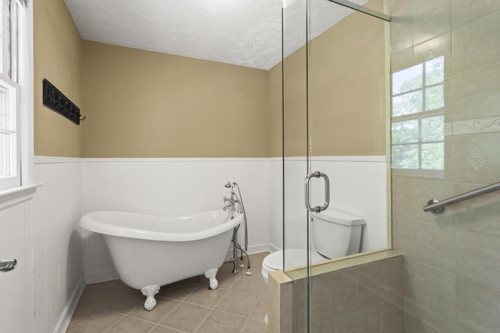 3477 Greystone Court NE