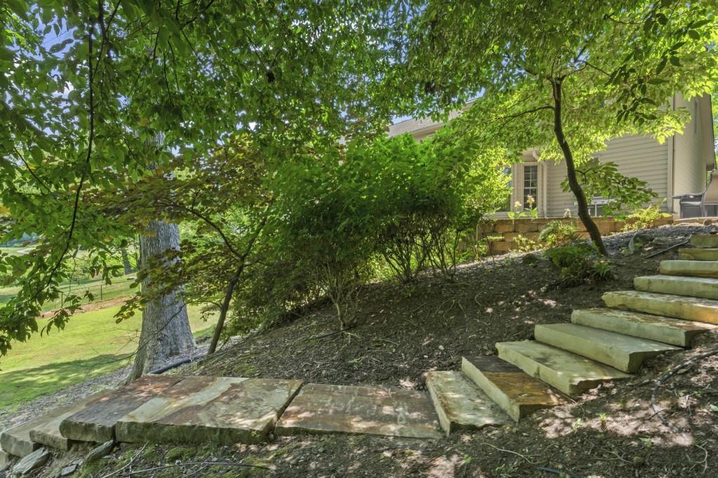 3477 Greystone Court NE