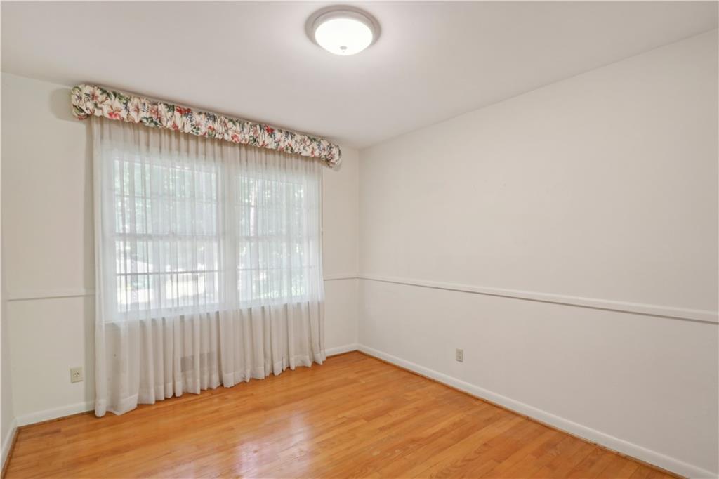 493 Lorell Terrace
