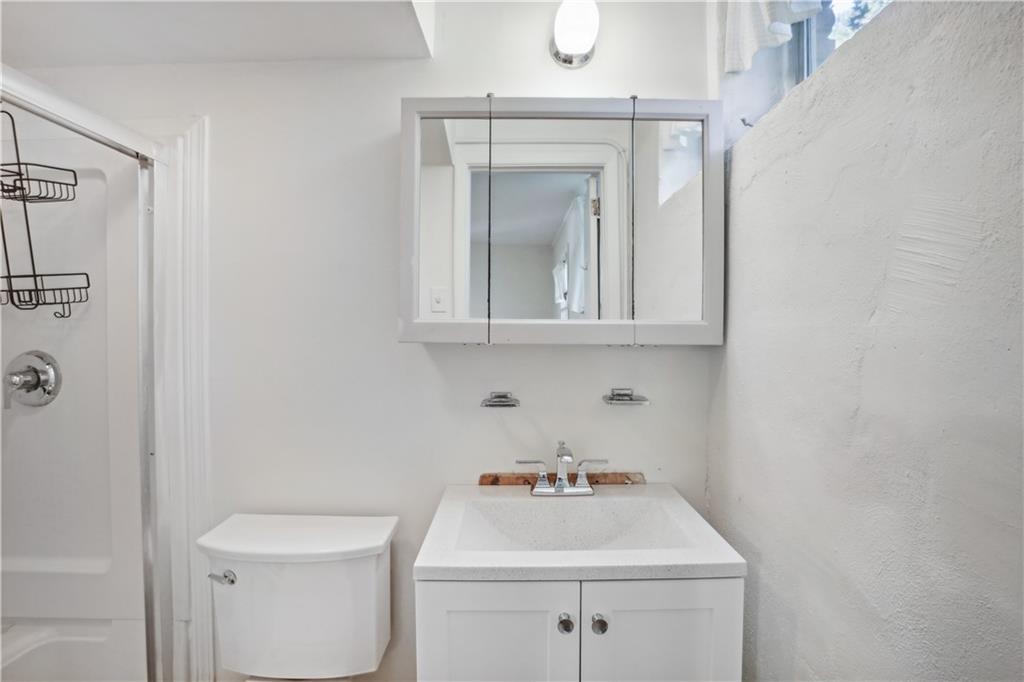 493 Lorell Terrace
