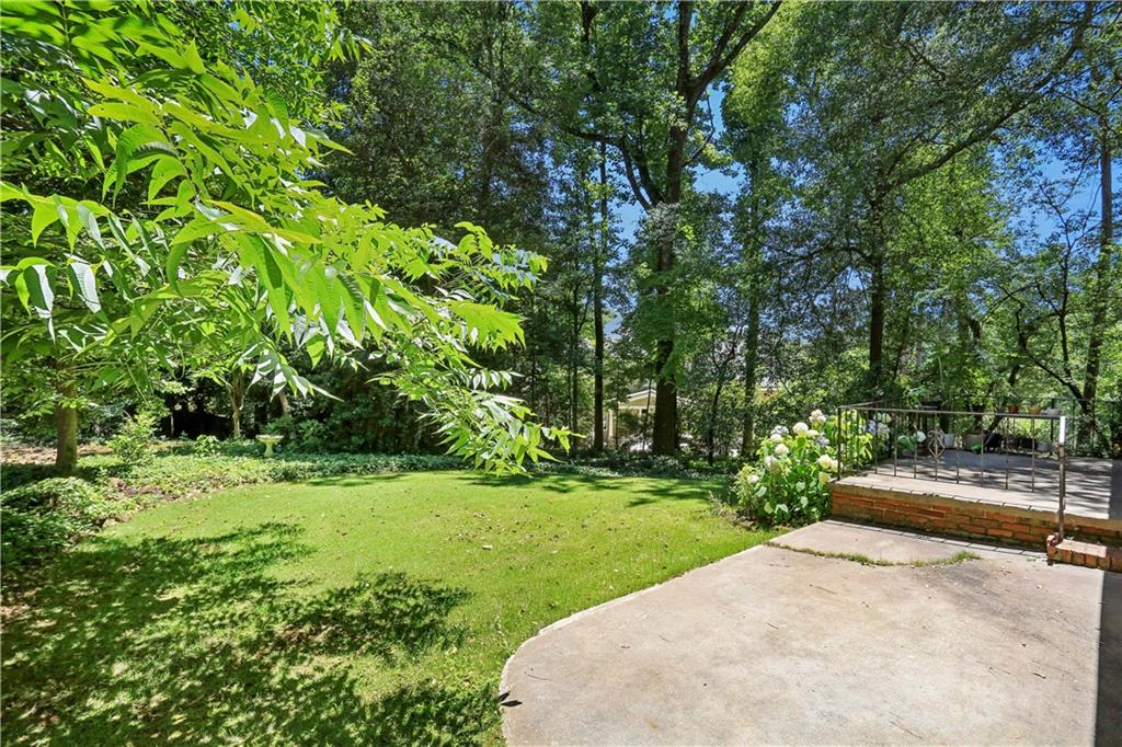 493 Lorell Terrace