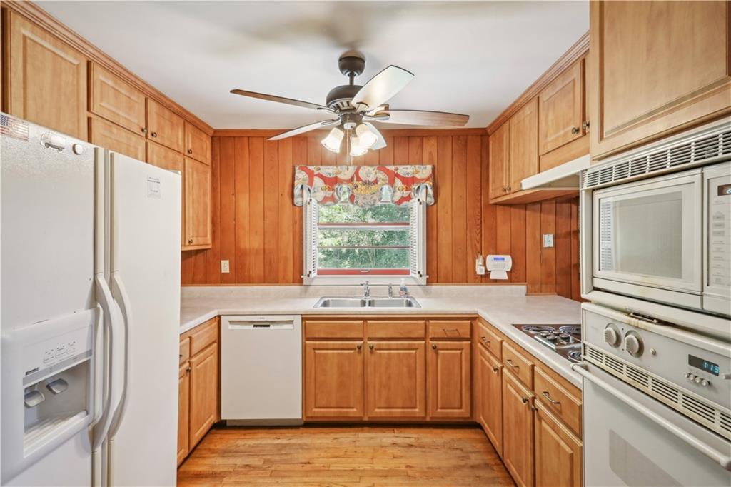 493 Lorell Terrace