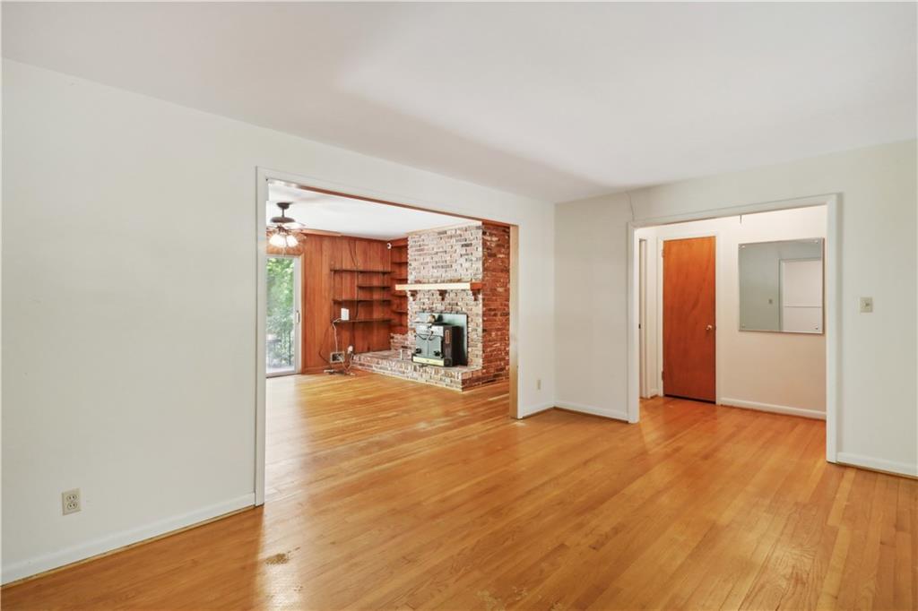 493 Lorell Terrace