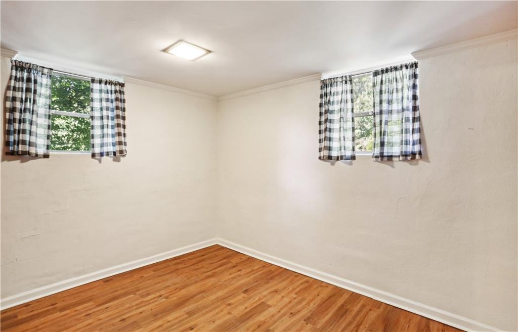 493 Lorell Terrace