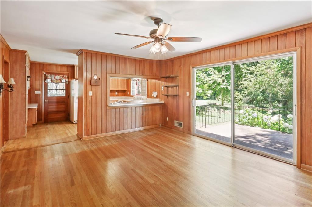 493 Lorell Terrace