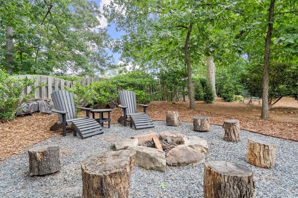 703 Cheswich Overlook SE