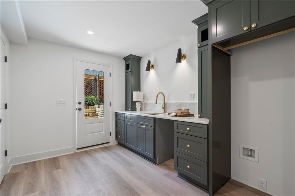 4775 Brinkley Lane