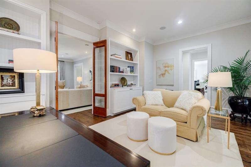606 Loridans Drive NE