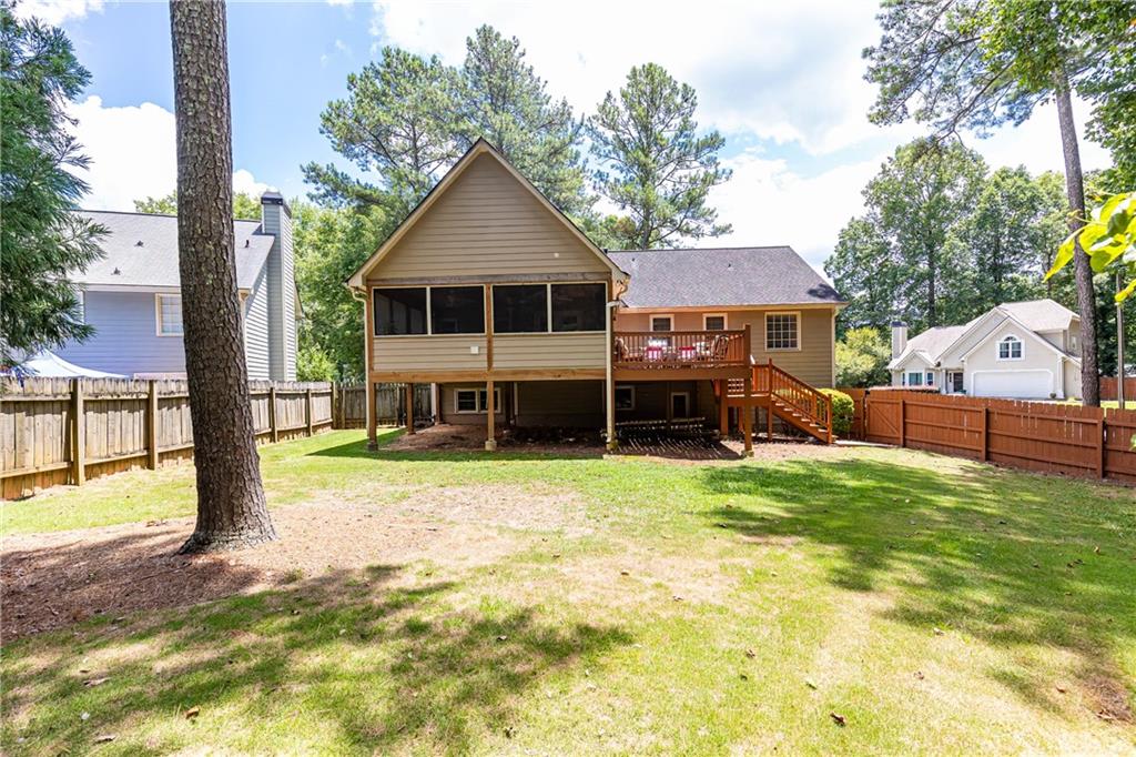 4800 Hillside Court