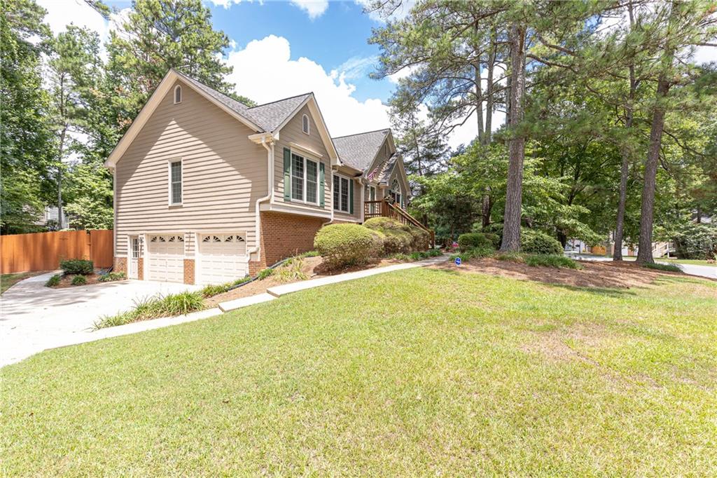 4800 Hillside Court