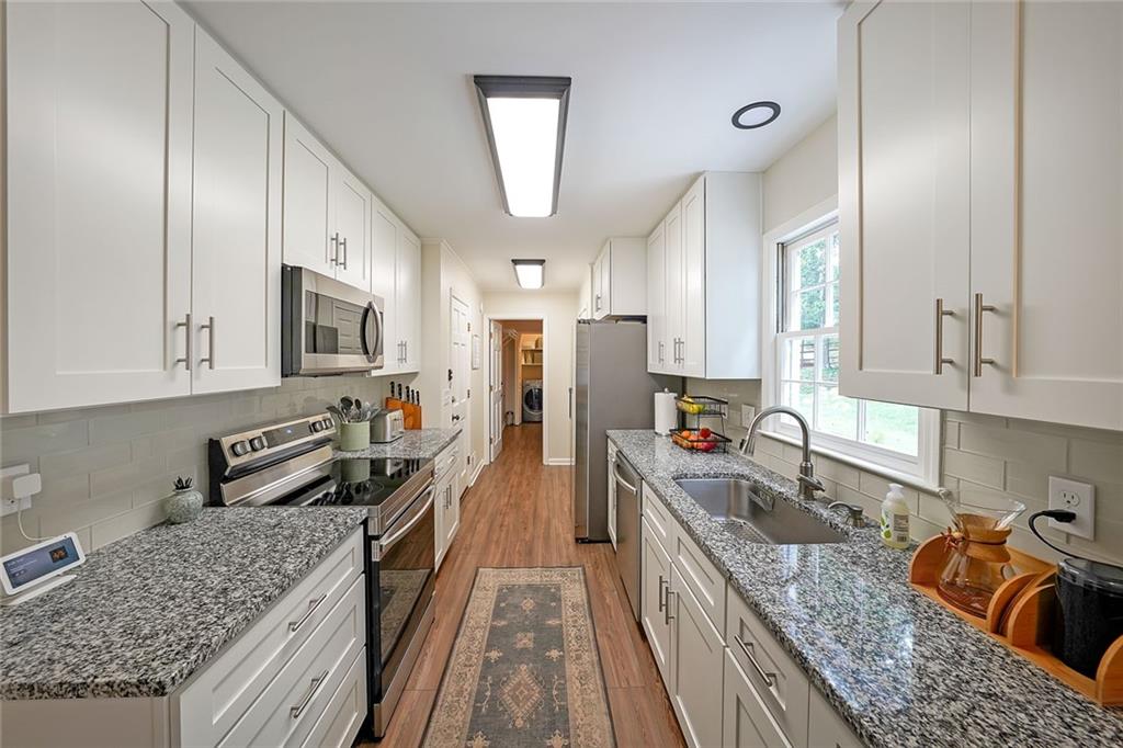 1517 Wood Valley Drive