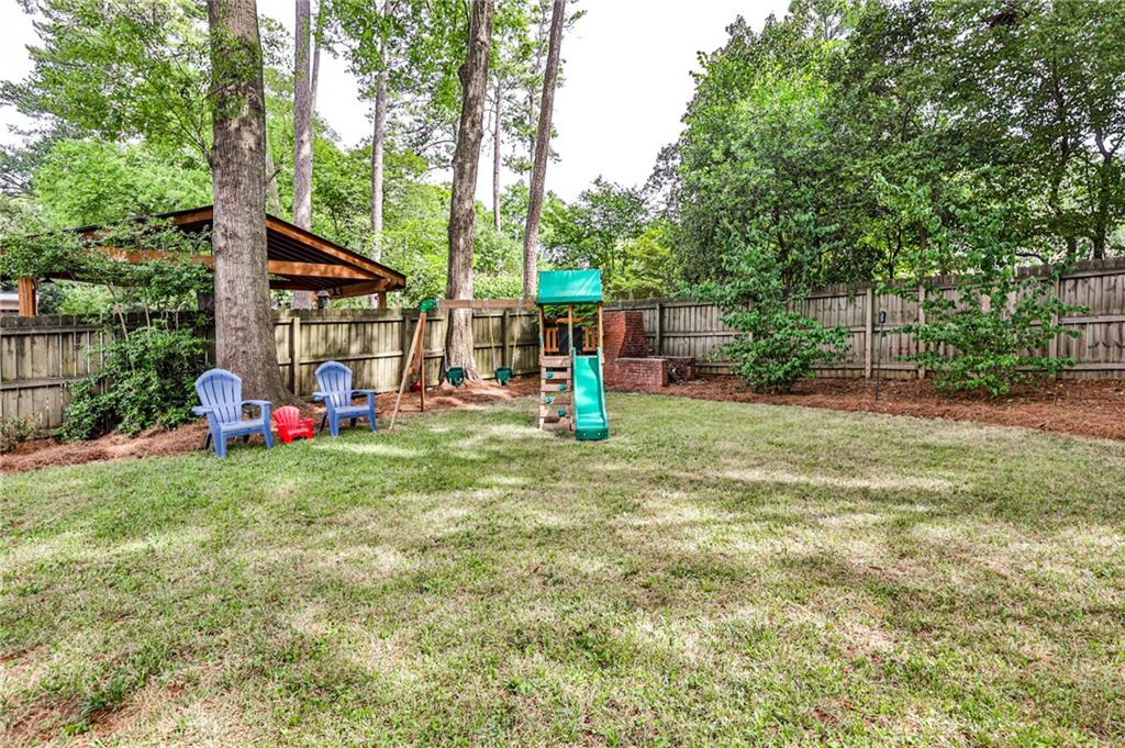 958 Lindbergh Drive NE