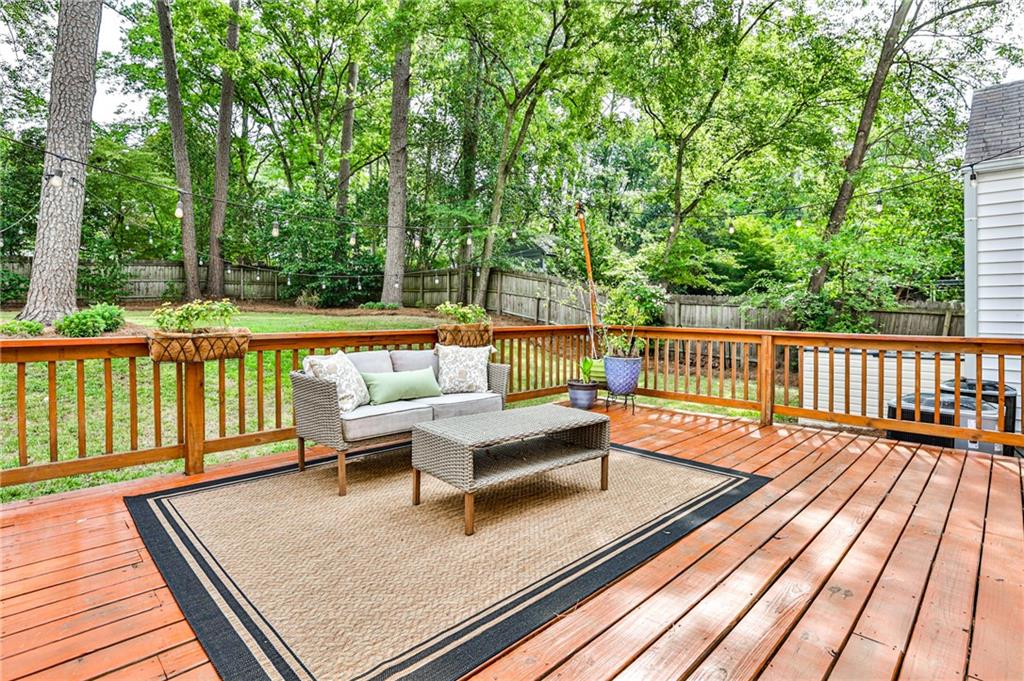 958 Lindbergh Drive NE