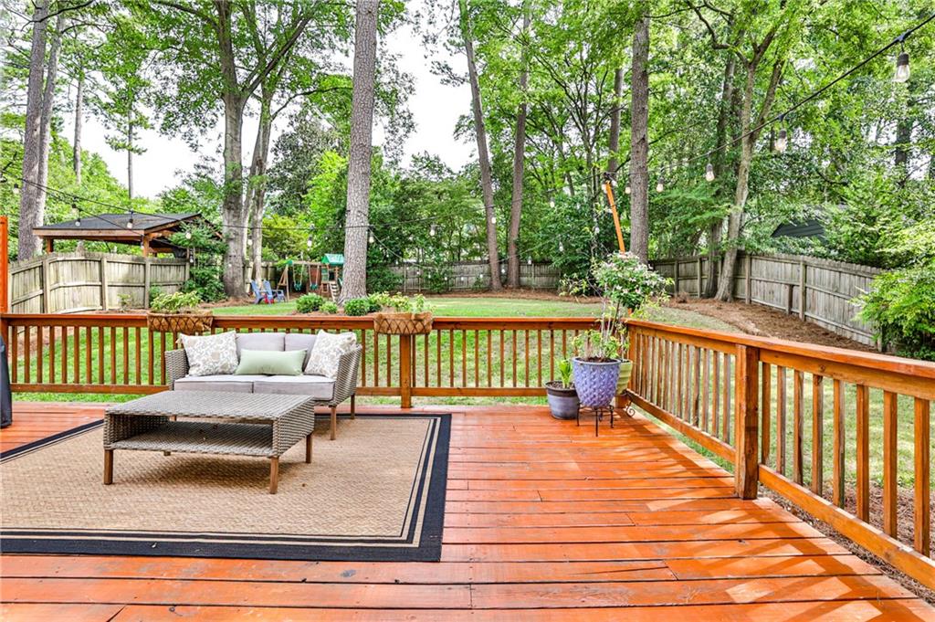 958 Lindbergh Drive NE