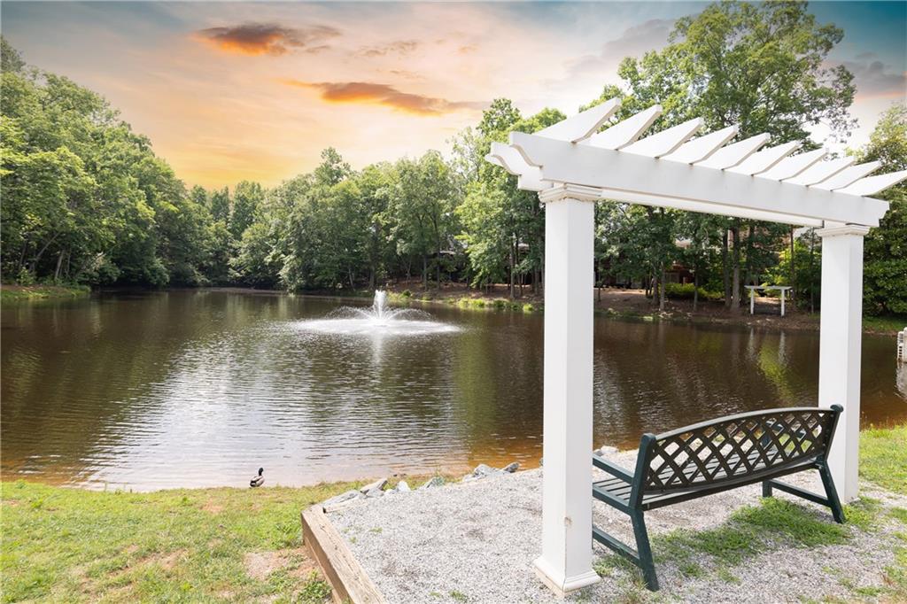 1808 Waters Edge Trail