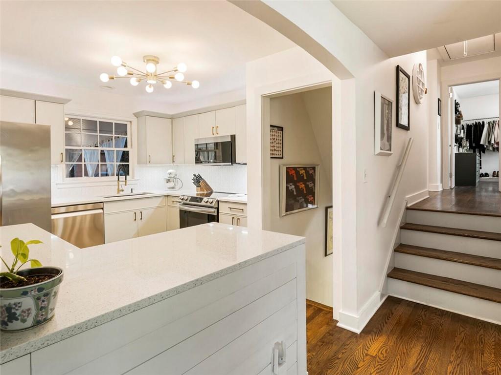 2755 Pioneer Court