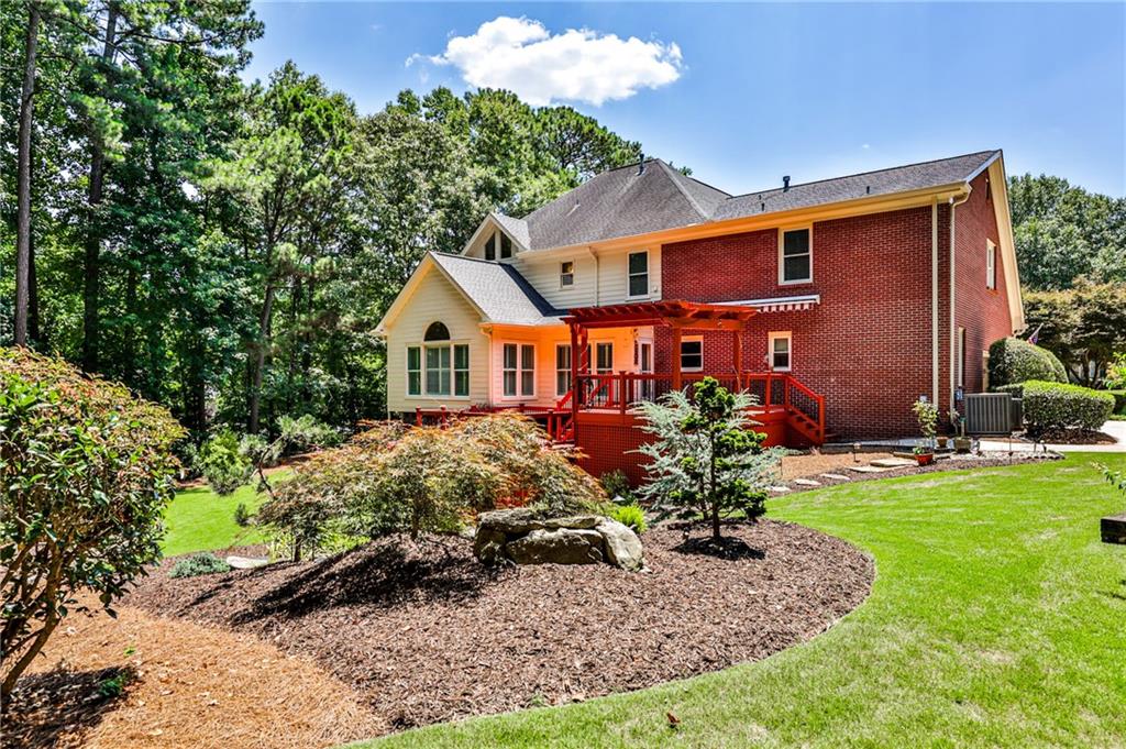 1565 Winding Creek Circle