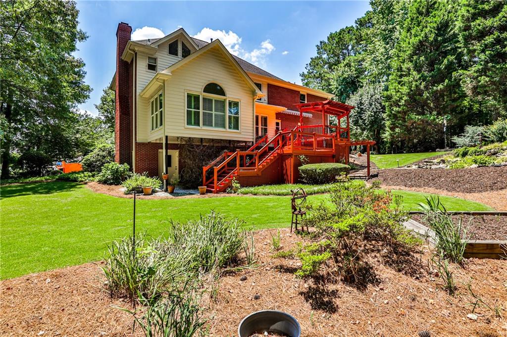 1565 Winding Creek Circle