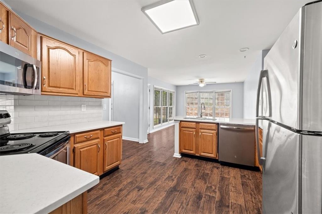 190 Glen Holly Drive