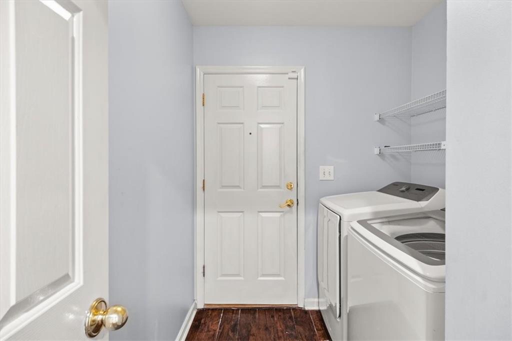 190 Glen Holly Drive
