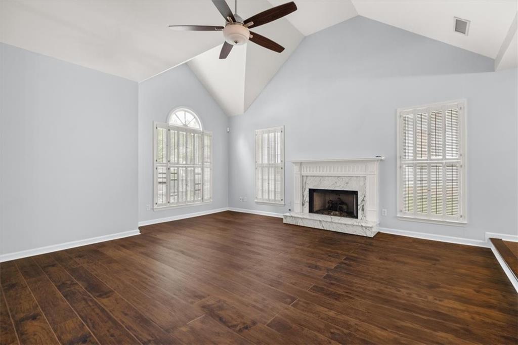 190 Glen Holly Drive
