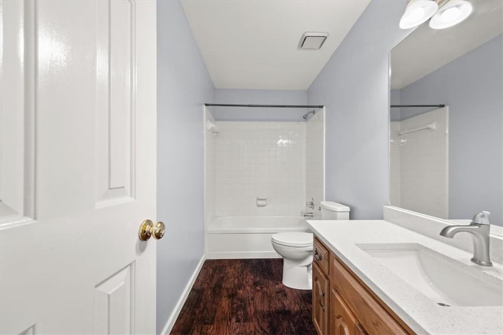 190 Glen Holly Drive