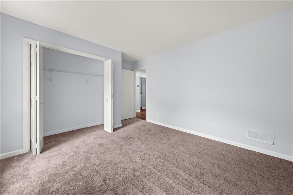 190 Glen Holly Drive