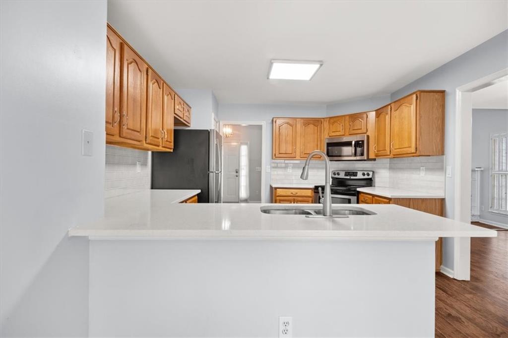 190 Glen Holly Drive