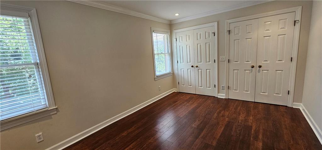 3873 Roswell Road Unit 13