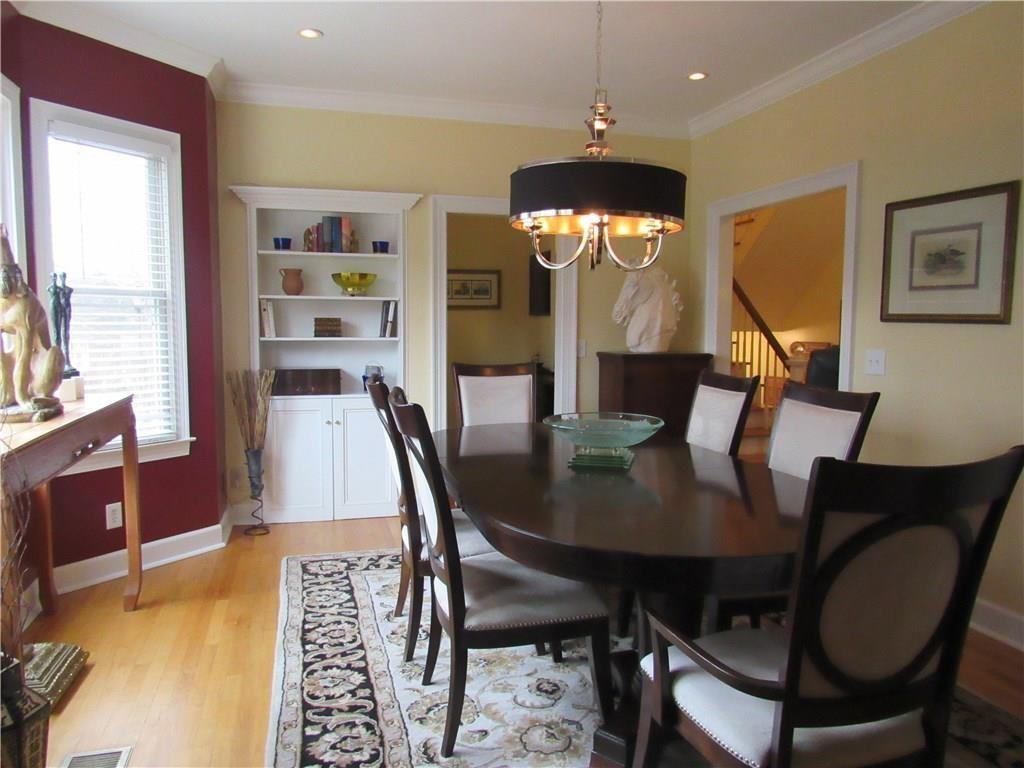 3873 Roswell Road Unit 13